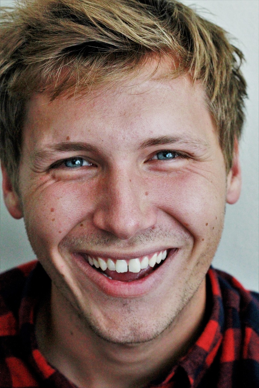 services-04 male, model, smile, man, young, attractive, handsome, guy, caucasian, portrait, adult, face, person, people, fashion, youth, style, lifestyle, masculine, looking, body, expression, stylish, modern, fit, muscular, cool, macho, athletic, fitness, black, confident